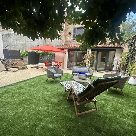 Confortables Pour 2 Couples Ou 4 Personnes, Centre De Moulins, A Proximite Des Attractions, Jardin Et Terrasse. - Fr-1-489-473 Moulins (Allier)